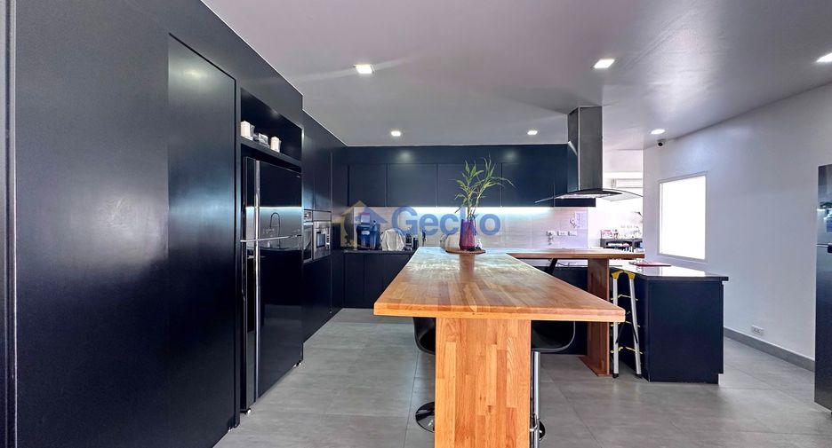 À vendre 3 chambres maison à Sattahip, Chonburi