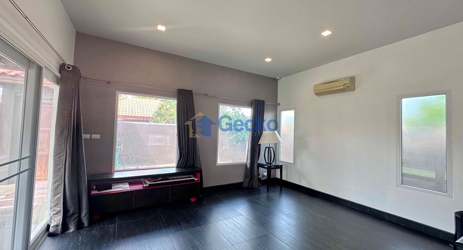 À vendre 4 chambres maison à Sattahip, Chonburi