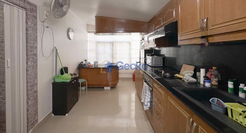 Casa en venta de 3 habitaciones en Bang Lamung, Chonburi