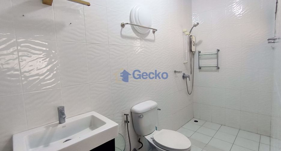 For sale 2 bedrooms house in East Pattaya, Pattaya