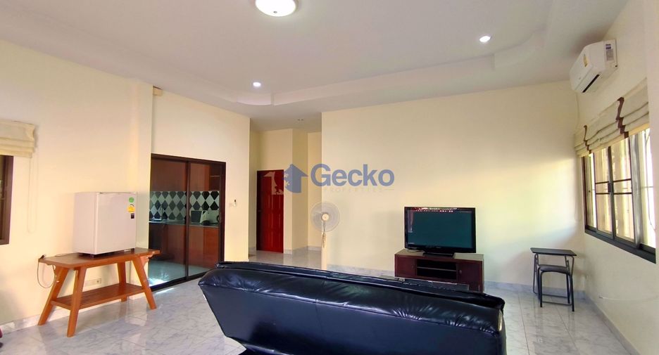 For sale 2 bedrooms house in East Pattaya, Pattaya
