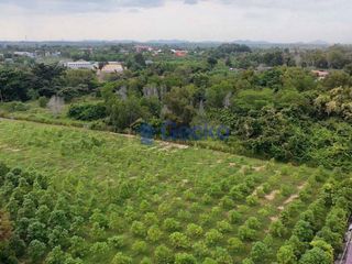 出售 土地 在 Bang Lamung, Chon Buri