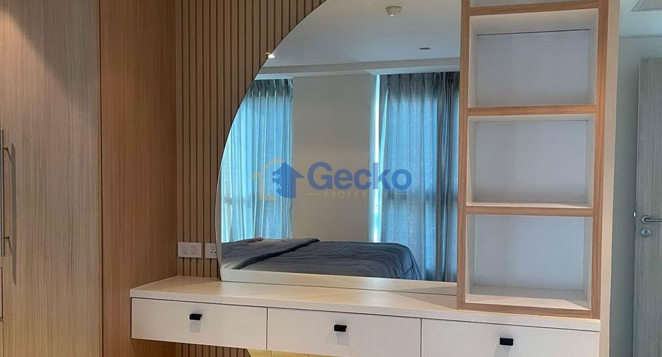 For sale 2 bedrooms condo in Pratumnak, Pattaya
