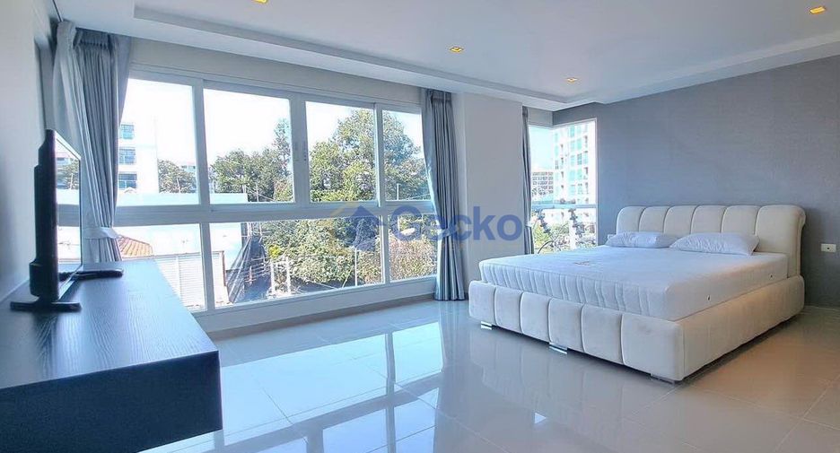 For sale 2 bedrooms condo in Pratumnak, Pattaya