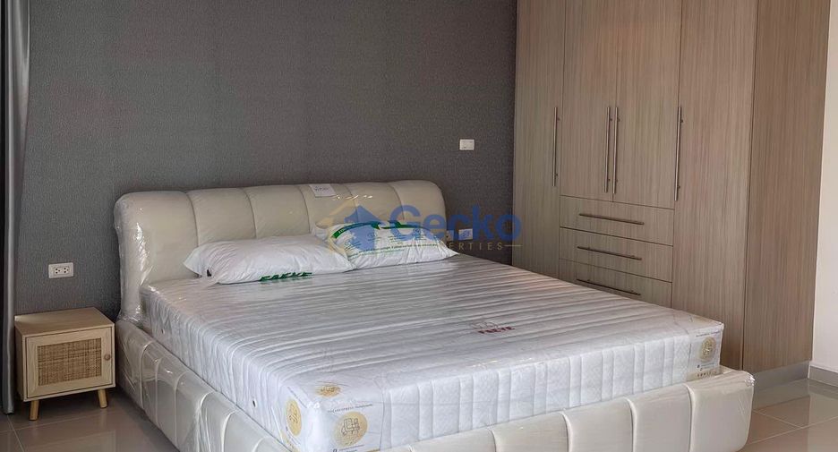For sale 2 bedrooms condo in Pratumnak, Pattaya