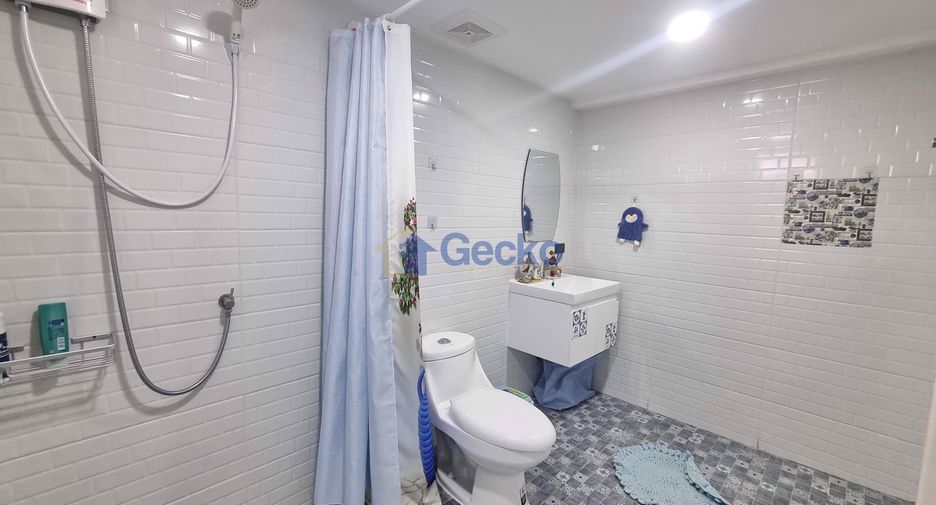 For sale 5 bedrooms house in Huay Yai, Pattaya