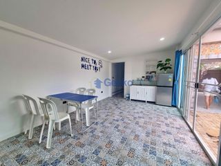 À louer et à vendre 5 chambres maison à Bang Lamung, Chonburi
