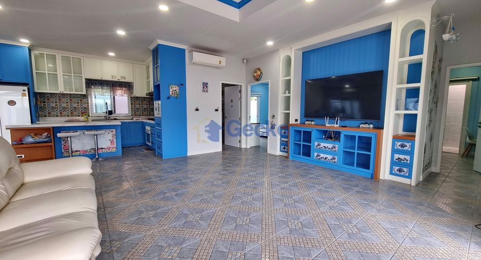 For sale 5 bedrooms house in Huay Yai, Pattaya