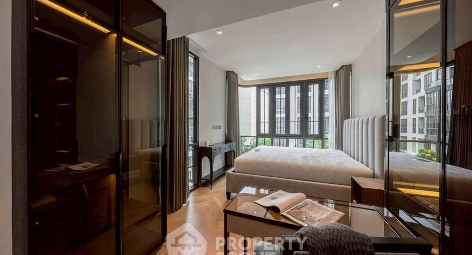 For rent 2 bedrooms condo in Watthana, Bangkok