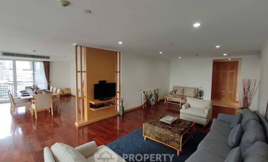 For rent 3 bedrooms apartment in Khlong Toei, Bangkok