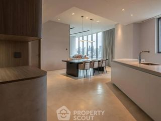 For rent 2 bedrooms condo in Khlong San, Bangkok