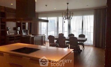 À louer 3 chambres condo à Pathum Wan, Bangkok