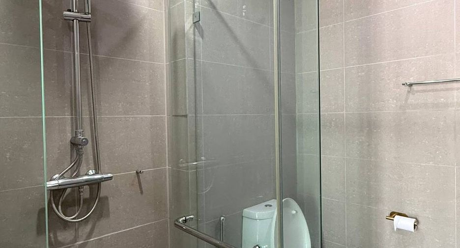 For rent 1 bed condo in Pathum Wan, Bangkok