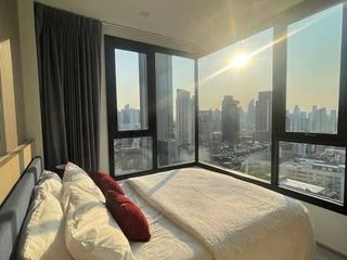 Condo en alquiler de 2 habitaciones en Watthana, Bangkok