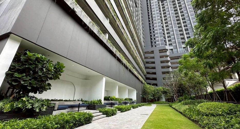 Condo en alquiler de 1 habitaciones en Khlong Toei, Bangkok