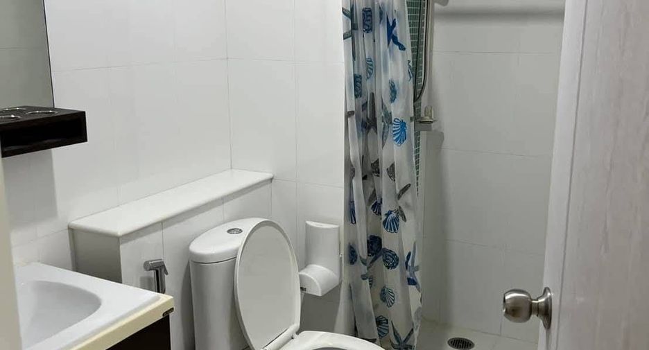 For rent 2 bedrooms condo in Sathon, Bangkok