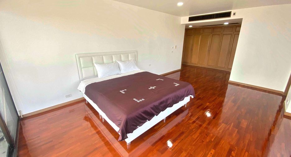 Wohnung zur Miete mit 3 Zimmer in Khlong Toei, Bangkok