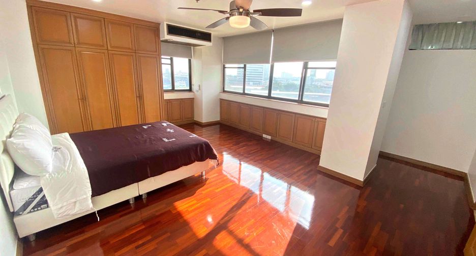 Wohnung zur Miete mit 3 Zimmer in Khlong Toei, Bangkok