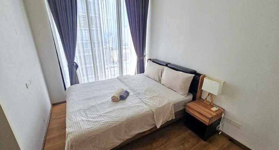 For rent 2 bedrooms condo in Khlong Toei, Bangkok