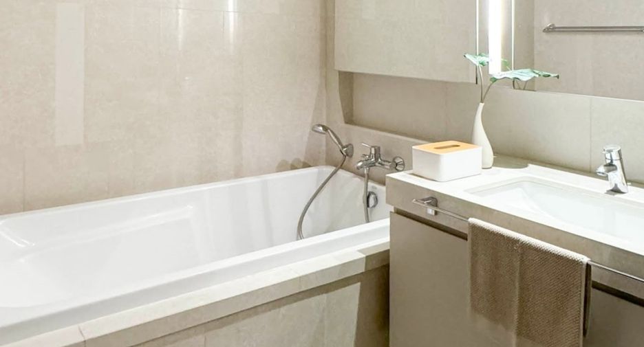 For rent 1 Beds condo in Watthana, Bangkok
