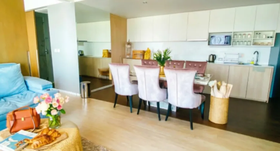 For sale 3 bedrooms condo in Jomtien, Pattaya