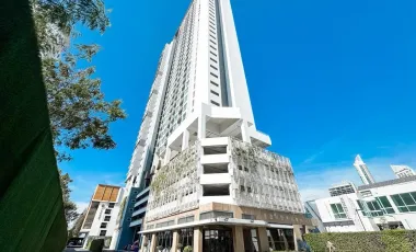 For sale 3 bedrooms condo in Jomtien, Pattaya