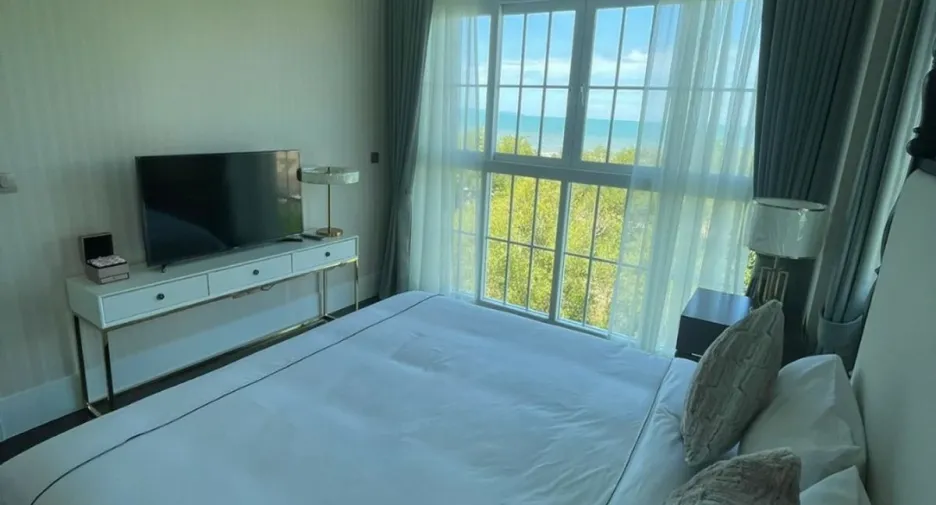 For rent 3 bedrooms condo in Sattahip, Chonburi