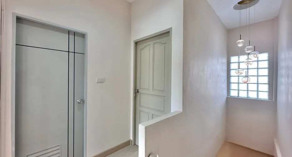 For sale 2 bedrooms house in East Pattaya, Pattaya