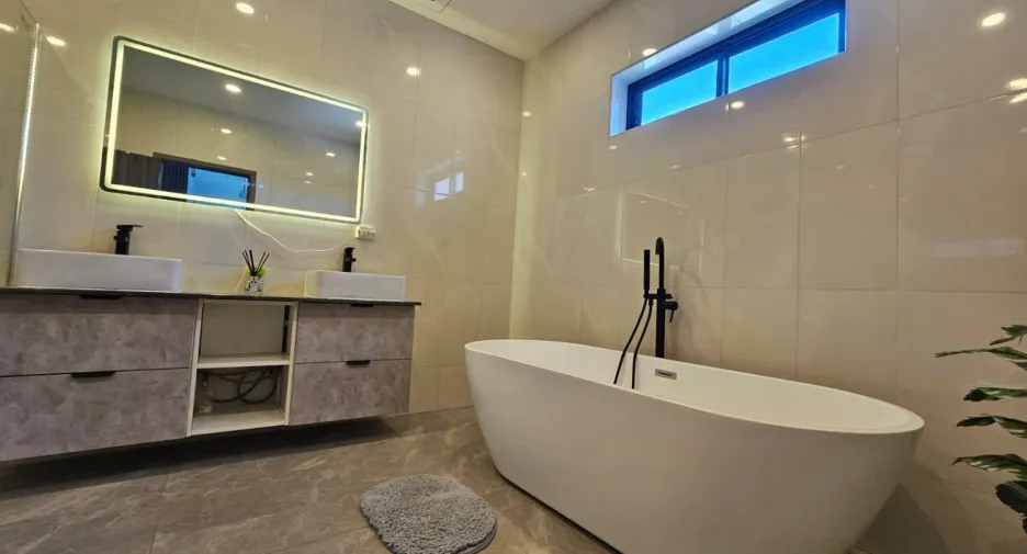 Villa en venta de 4 habitaciones en Huay Yai, Pattaya