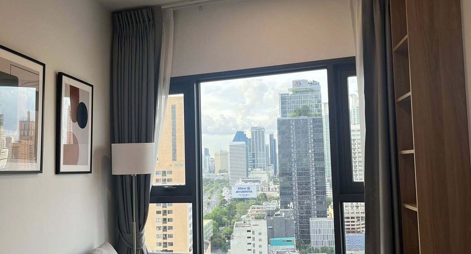 Wohnung zur Miete mit Studio in Khlong Toei, Bangkok