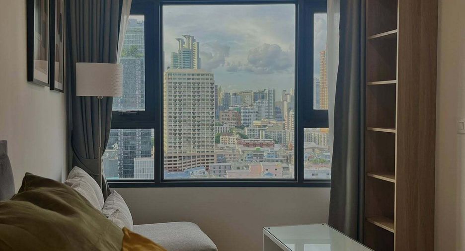 Wohnung zur Miete mit Studio in Khlong Toei, Bangkok