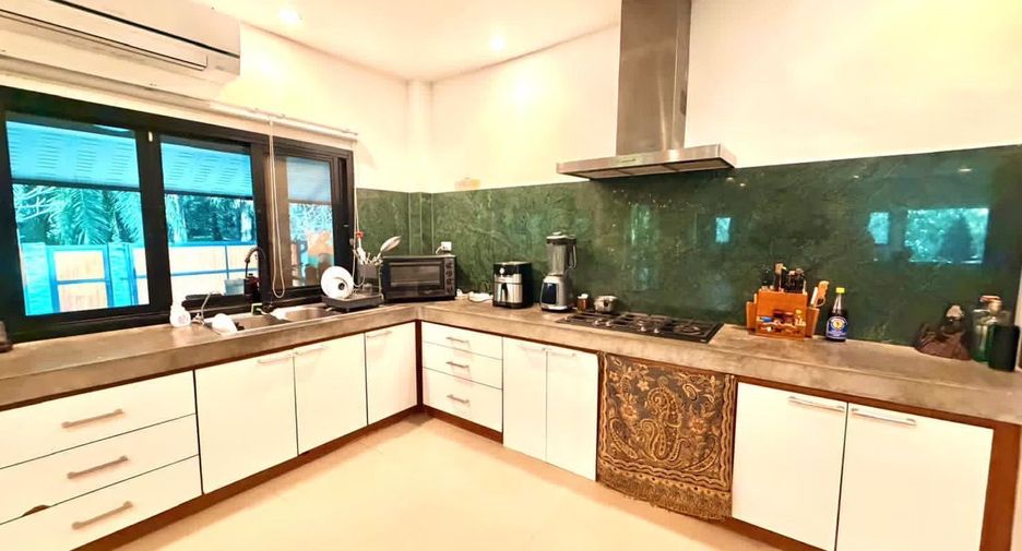 À vendre 5 chambres maison à Mueang Krabi, Krabi
