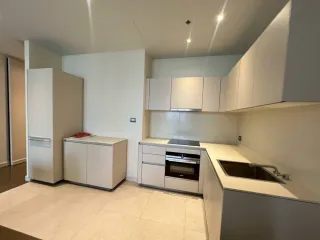 For rent 2 ベッドルーム condo in Pathum Wan, Bangkok