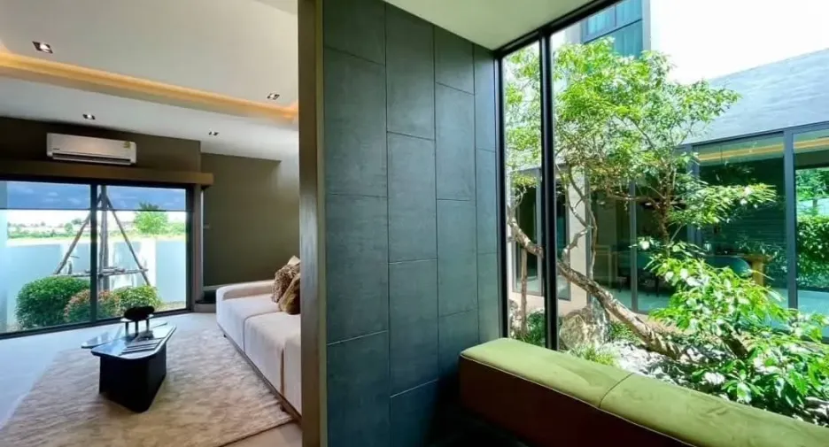 For sale and for rent 4 bedrooms house in San Kamphaeng, Chiang Mai