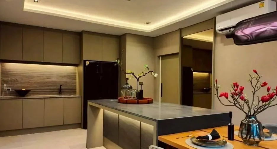 For sale and for rent 4 bedrooms house in San Kamphaeng, Chiang Mai