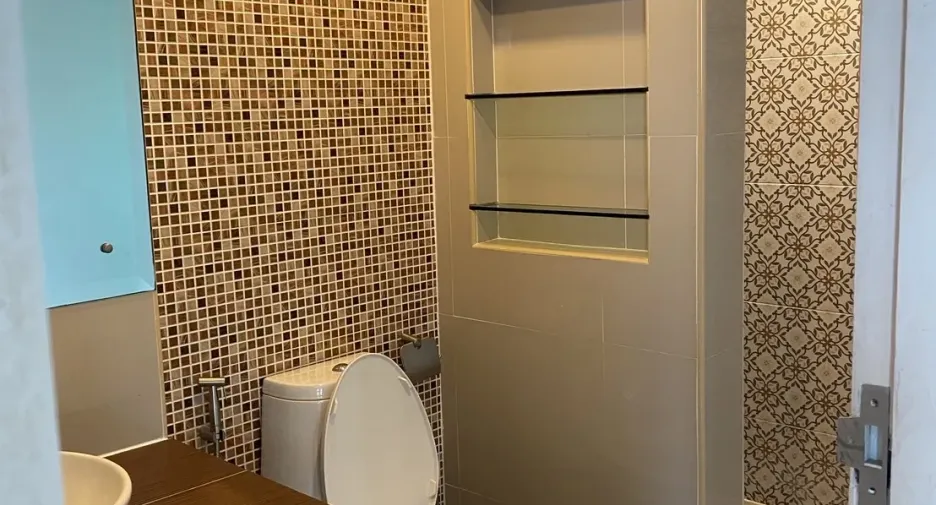 For sale 2 bedrooms townhouse in Wang Thonglang, Bangkok