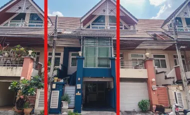 Casa adosada en venta de 2 habitaciones en Wang Thonglang, Bangkok