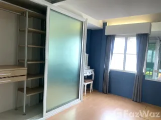 Casa adosada en venta de 2 habitaciones en Wang Thonglang, Bangkok