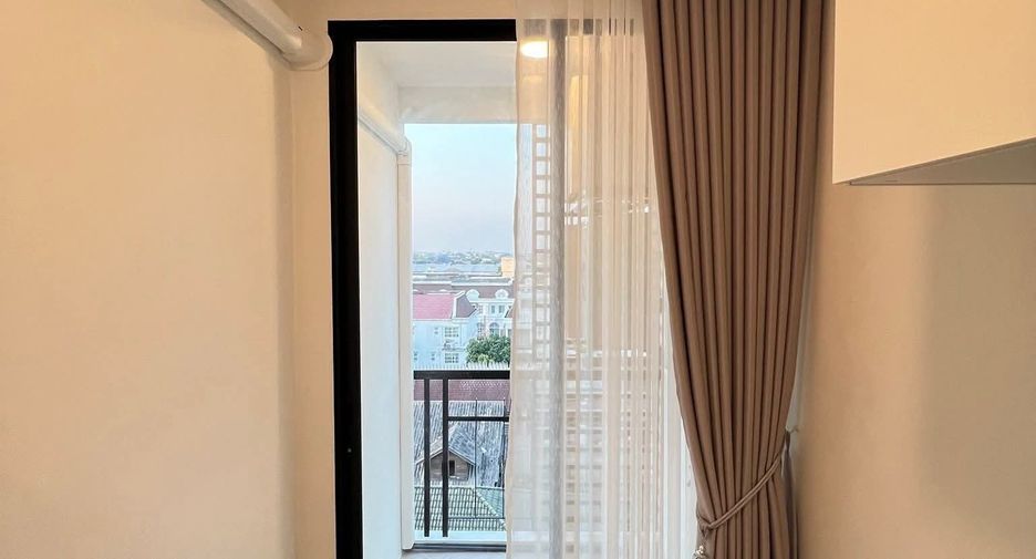 For sale 1 bed condo in Lat Phrao, Bangkok