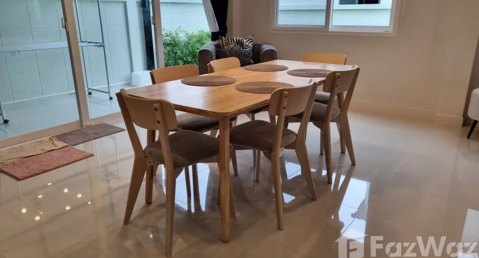Haus zur Miete mit 3 Zimmer in Mueang Phuket, Phuket