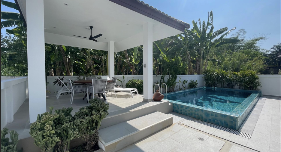 For sale and for rent 3 bedrooms villa in Takua Thung, Phang Nga