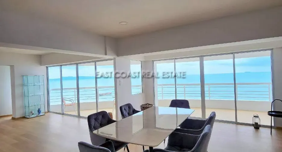 For rent 2 bedrooms condo in Jomtien, Pattaya