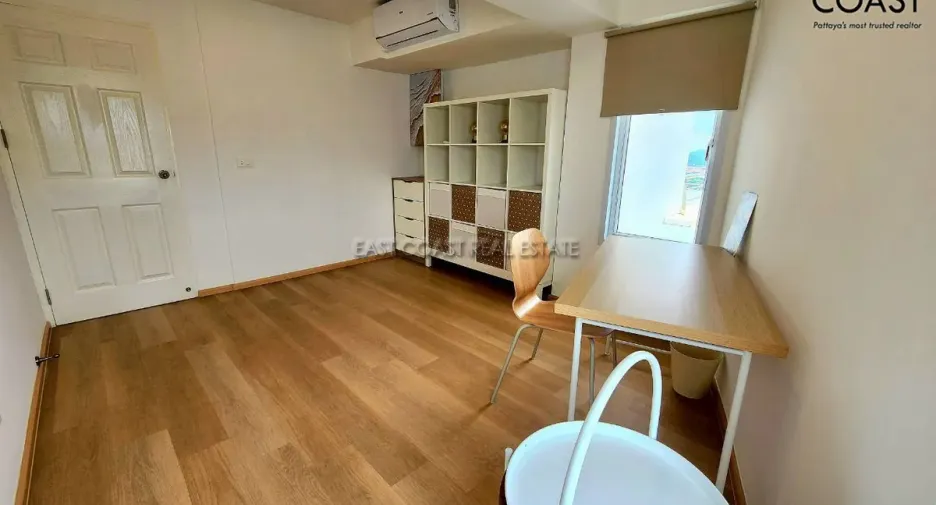 For rent 2 bedrooms condo in Jomtien, Pattaya