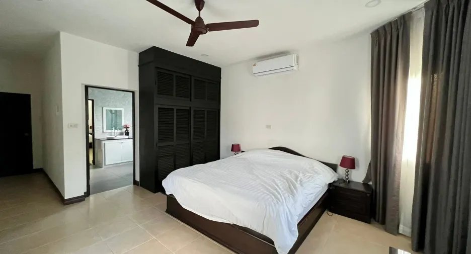For sale そして for rent 6 ベッドルーム villa in Bang Lamung, Chonburi