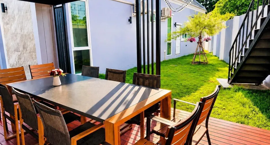 For rent 4 bedrooms villa in East Pattaya, Pattaya