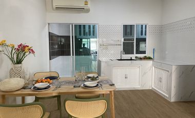 For sale 3 bedrooms townhouse in Bang Phli, Samut Prakan