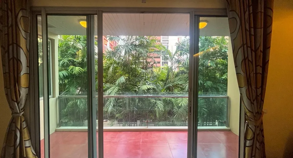 For sale and for rent 2 bedrooms condo in Sathon, Bangkok