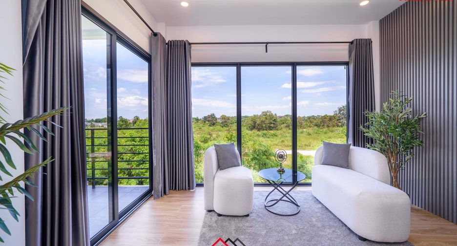 Haus zum Kauf mit 4 Zimmer in East Pattaya, Pattaya