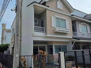 À louer 3 chambres maison à Bang Lamung, Chonburi