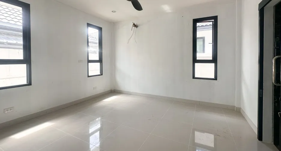 Villa zum Kauf mit 3 Zimmer in Hua Hin, Prachuap Khiri Khan